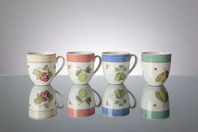 Vintage Wedgewood 4 Adet Kupa ve Sütlük